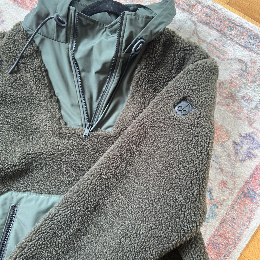 Moose Knuckles Pullover - Picture 3 of 4